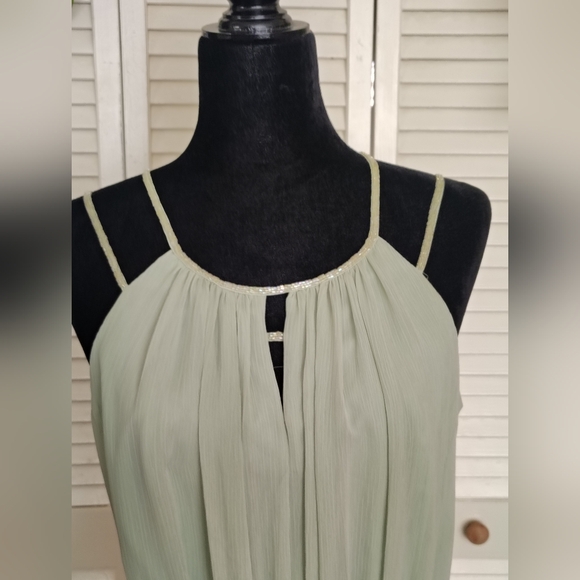 David's Bridal Light Mint Green Pleated Midi Dress Size 10 – Like New - Picture 6 of 13